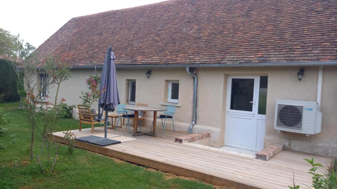 Logement Independant Tour-en-Sologne Exterior photo